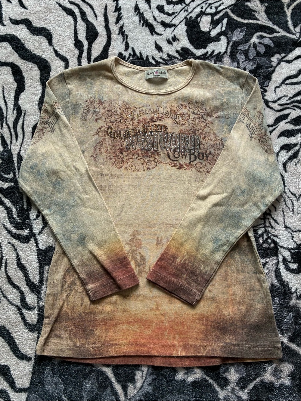 002 - WOMENS VINTAGE 00s SKINNY MINNIE Y2K COWGIRL CROPPED LONG SLEEVE SHIRT